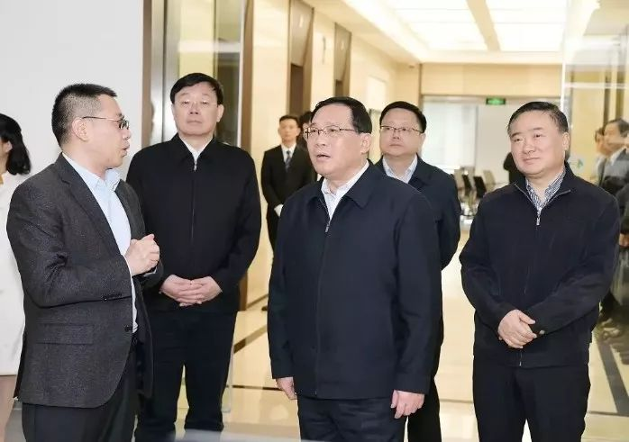 万得客户端年费万得账号一年多少钱